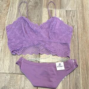 B. tempt’d lavender bralette and thong size Large. New with tags